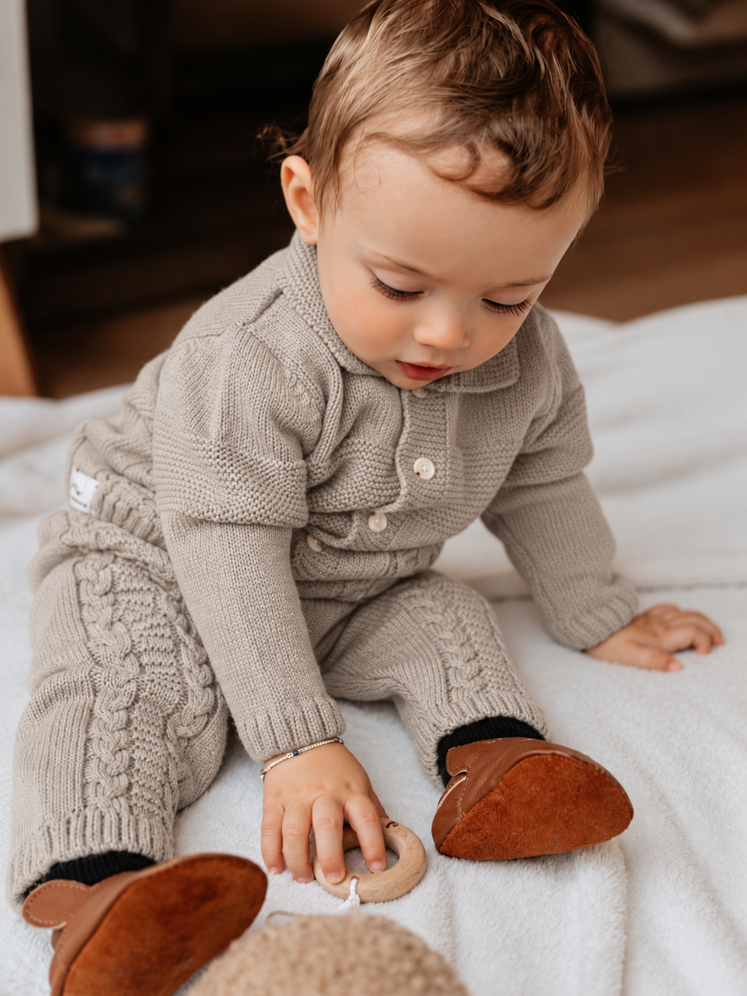 Warm Taupe - binnenkort beschikbaar, gebreide babykleding